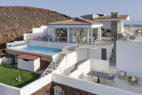 Property building, Day, Natural landscape, View (from property/room), Balcony/Terrace, Pool view, Swimming pool