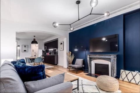 Communal lounge/ TV room, TV and multimedia, Living room, Seating area