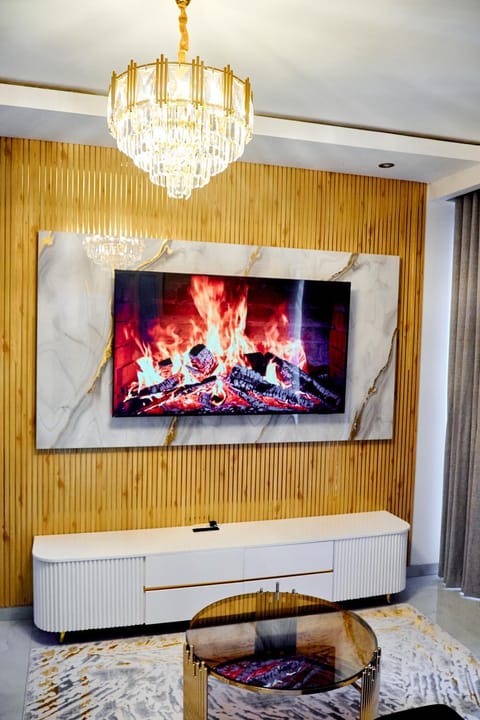 Communal lounge/ TV room, TV and multimedia, Evening entertainment