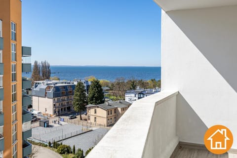 Natural landscape, Balcony/Terrace, City view, Sea view