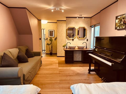 Bed, Living room, Bedroom