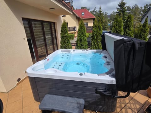 Day, Natural landscape, Hot Tub