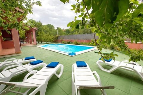 Garden, Pool view, Swimming pool, sunbed