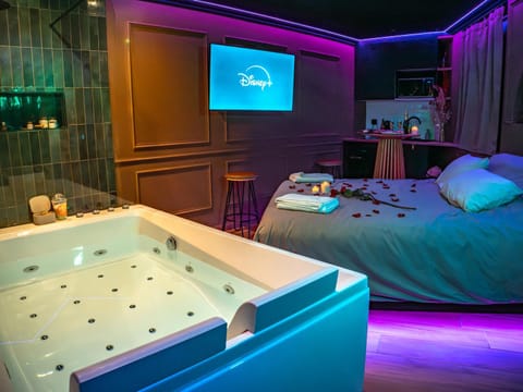 Property building, Bedroom