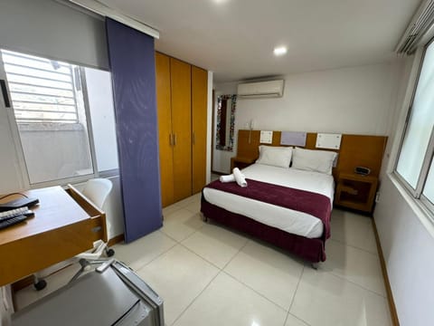 Bed, TV and multimedia, Bedroom, wardrobe, air conditioner