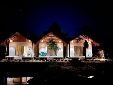 Property building, Night