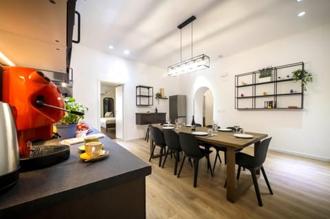 Kitchen or kitchenette, kitchen