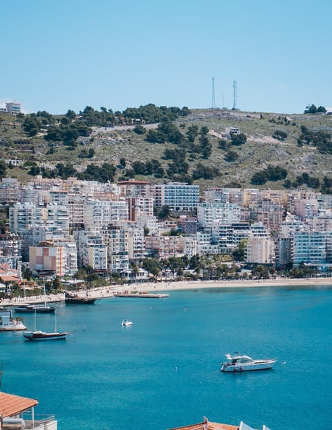 Property building, Day, Lake view, Mountain view, River view, Sea view