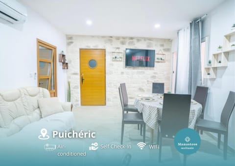TV and multimedia, Living room, Seating area, Dining area, air conditioner