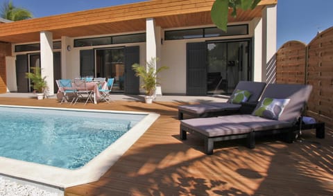 Patio, Balcony/Terrace, Dining area, Swimming pool