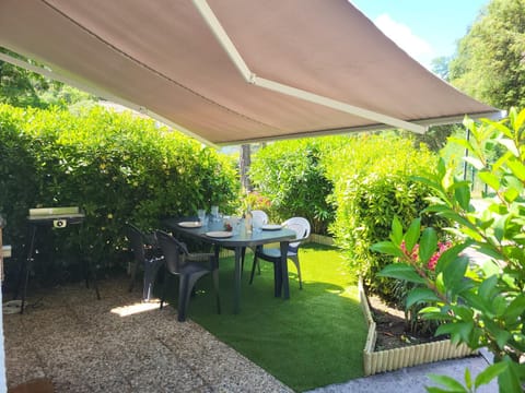 BBQ facilities, Garden