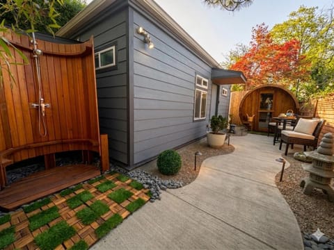Shower, Patio, Garden, Sauna, Garden view