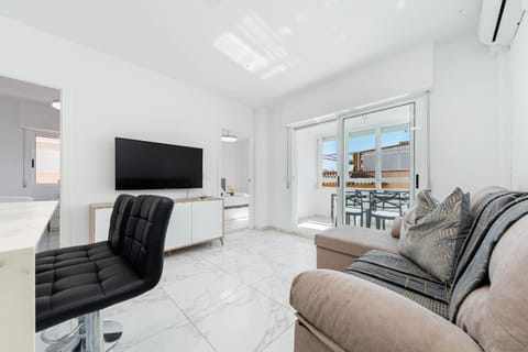 Communal lounge/ TV room, Living room