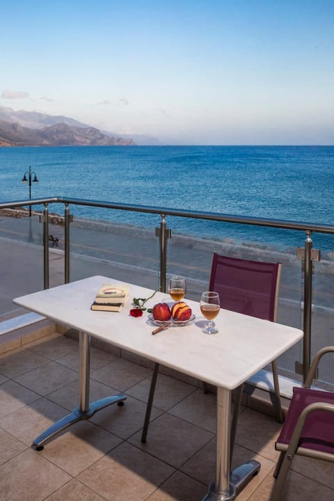 Balcony/Terrace, Beach, Sea view