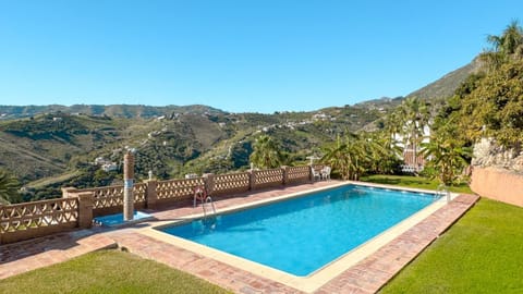 Garden, Swimming pool