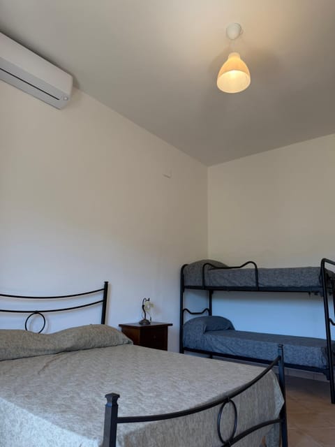 Photo of the whole room, Bedroom, bunk bed, air conditioner