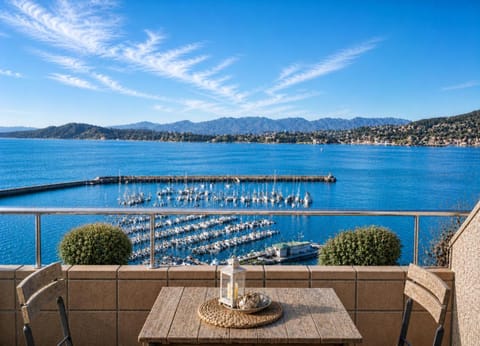 Nearby landmark, Day, Natural landscape, Balcony/Terrace, Sea view
