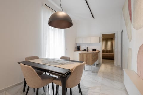 Kitchen or kitchenette, kitchen