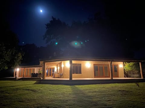 Property building, Patio, Garden