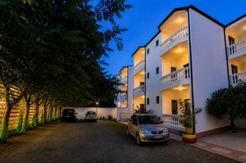 Property building, Parking