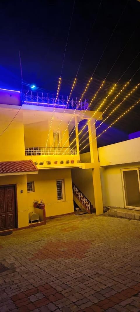 Property building, Night