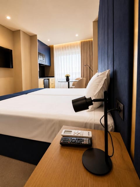 Bed, Bathroom, Bedroom, kitchen