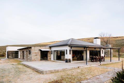 Property building, Landmark view