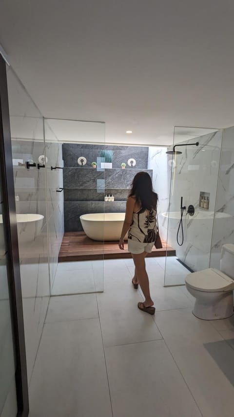 Shower, Bathroom, bidet