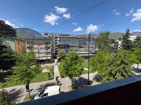 City view, Street view