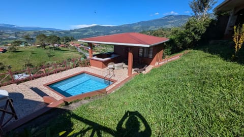 Garden, Swimming pool