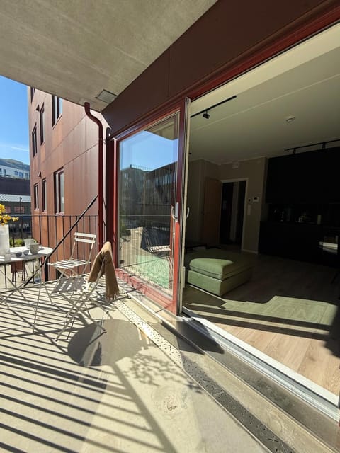 Patio, Summer, Balcony/Terrace