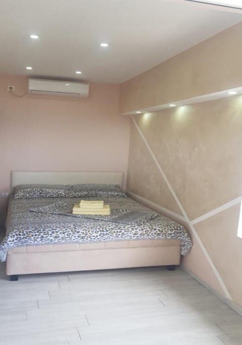 Living room, Photo of the whole room