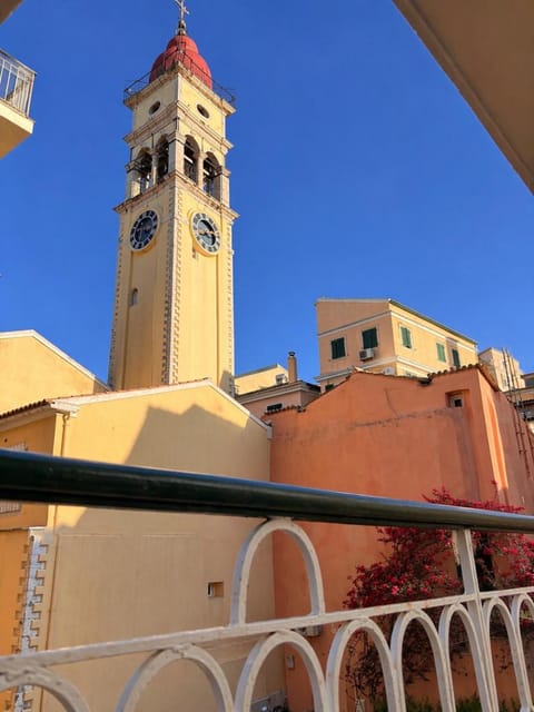 Balcony/Terrace, Landmark view