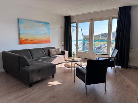 Natural landscape, Living room