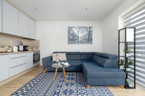 Kitchen or kitchenette, Living room, Seating area