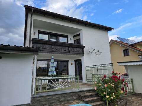 Property building, Day