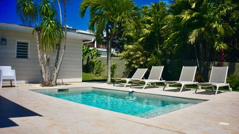 Swimming pool, Swimming pool