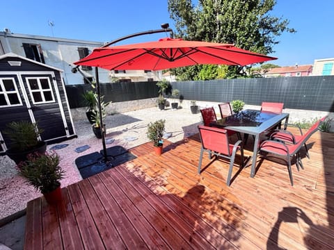 Patio, Garden, Garden, Dining area