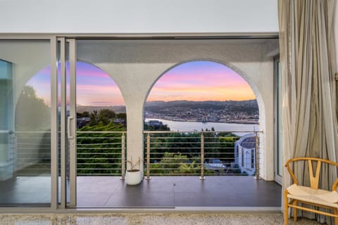 View (from property/room), Balcony/Terrace, City view, Sea view, Sunset