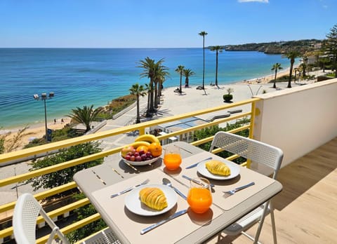 Day, View (from property/room), Balcony/Terrace, Beach, Sea view, Breakfast