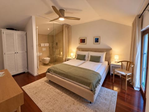 Bathroom, Bedroom