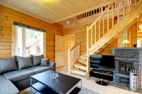 Communal lounge/ TV room, Living room, Seating area