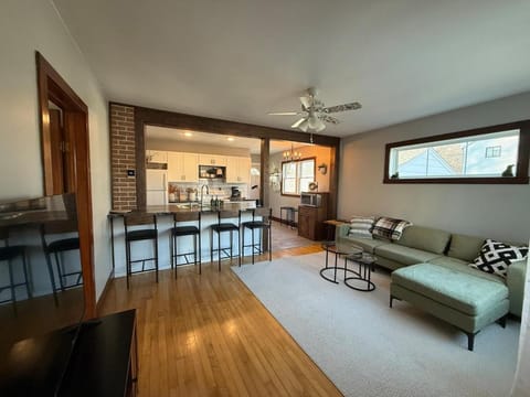 Communal lounge/ TV room, Living room, Dining area, kitchen