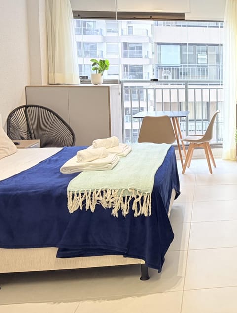 Bed, Photo of the whole room, Dining area, Bedroom
