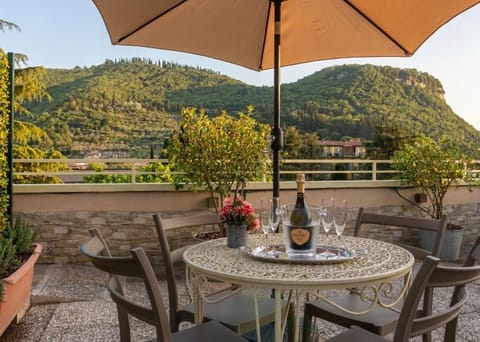 Spring, View (from property/room), Balcony/Terrace, Dining area