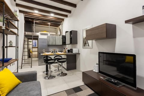 Living room, Seating area, kitchen