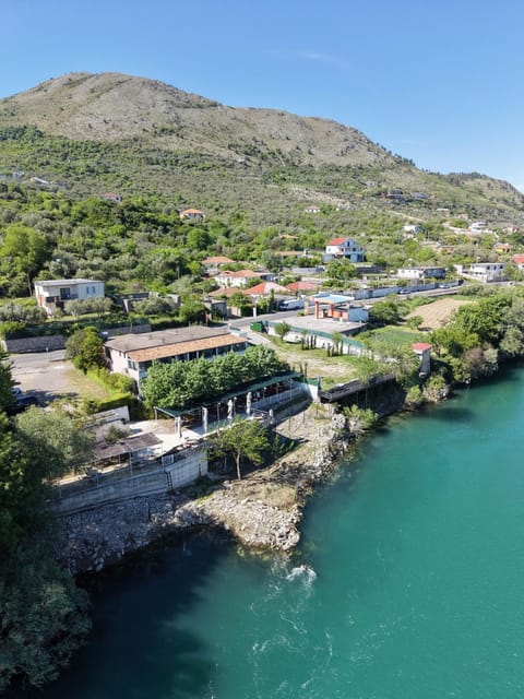 Day, Neighbourhood, Natural landscape, Bird's eye view, City view, Lake view, Mountain view, River view