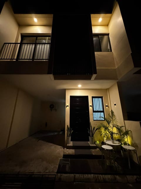 Night, View (from property/room), Balcony/Terrace