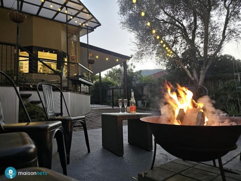 Patio, Seating area