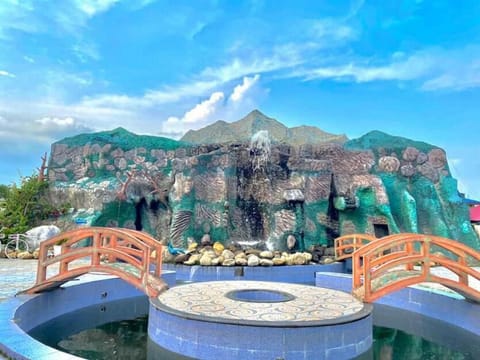 Aqua park, Entertainment